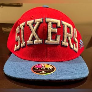 NWT Vintage Philadelphia 76's Snap Back Hat - One Size